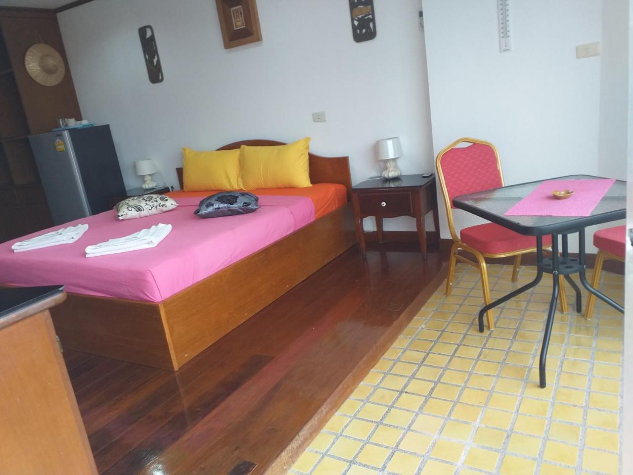 B&B View Talay 1B Studio Jomtien Патая Екстериор снимка